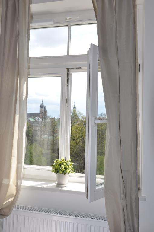 Apartament White
